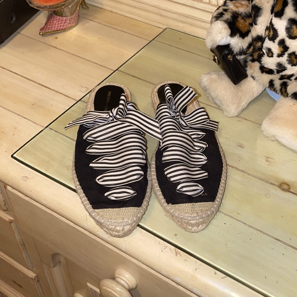 Saks fifth avenue black tie up slides